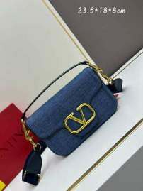 Picture of Valentino Handbags _SKUfw161368937fw